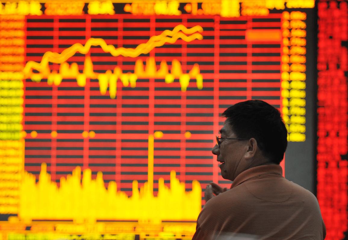 国产AV中出高潮 香港三日本三级少妇三级2021